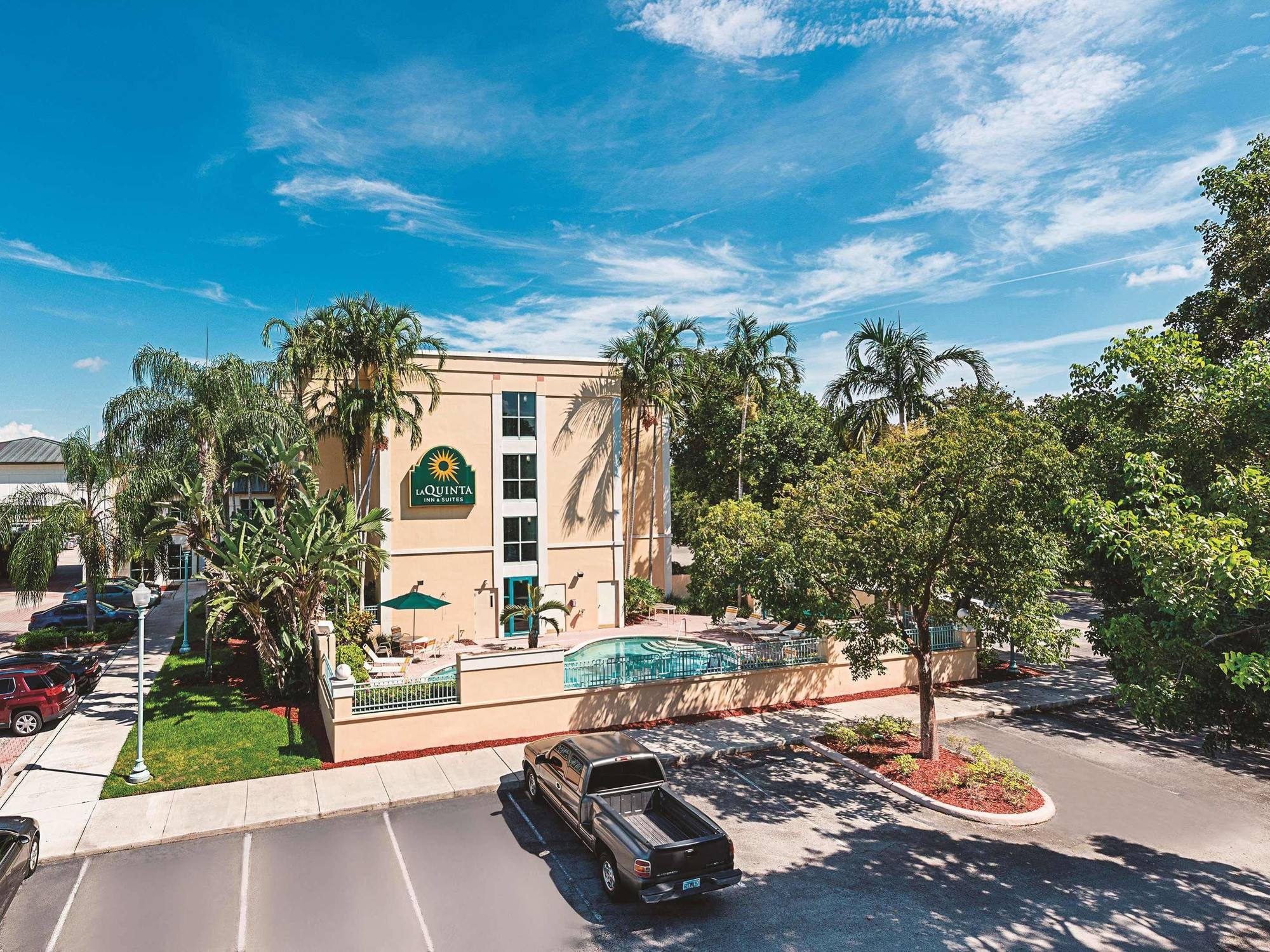 Hotel La Quinta By Wyndham Plantation At Sw 6Th St Exteriér fotografie